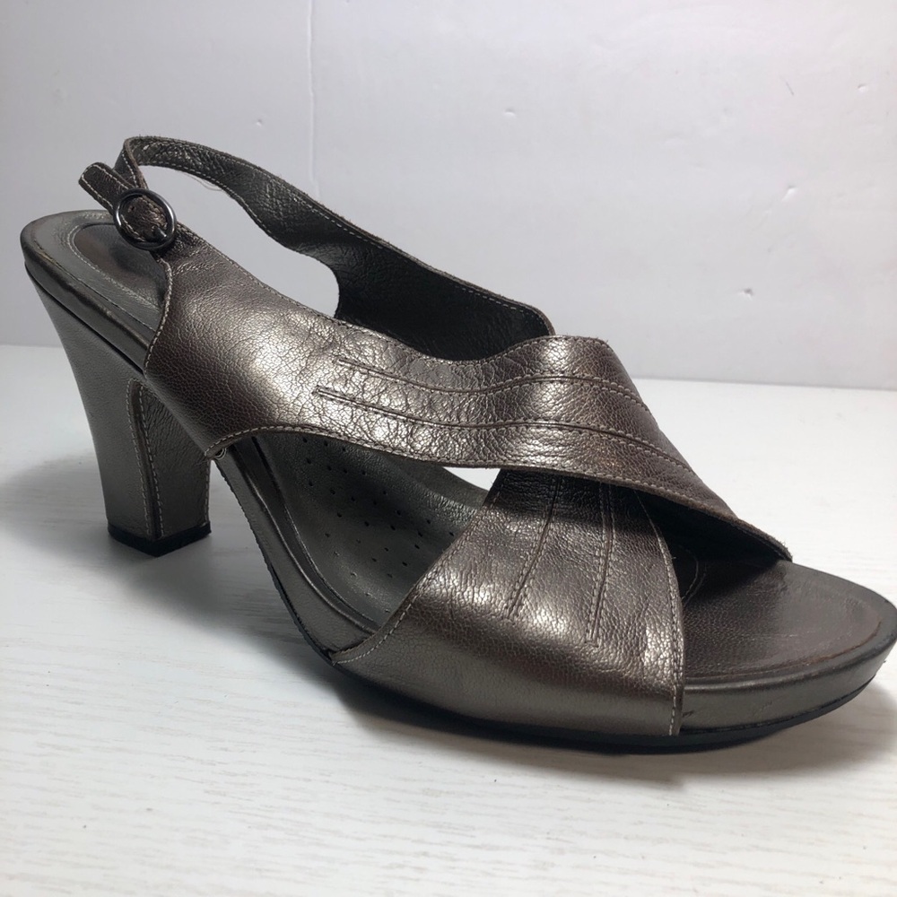 Womens Clarks Sling Back Heels Metallic Bronze Peep Toe Sz 9M Cone Heel